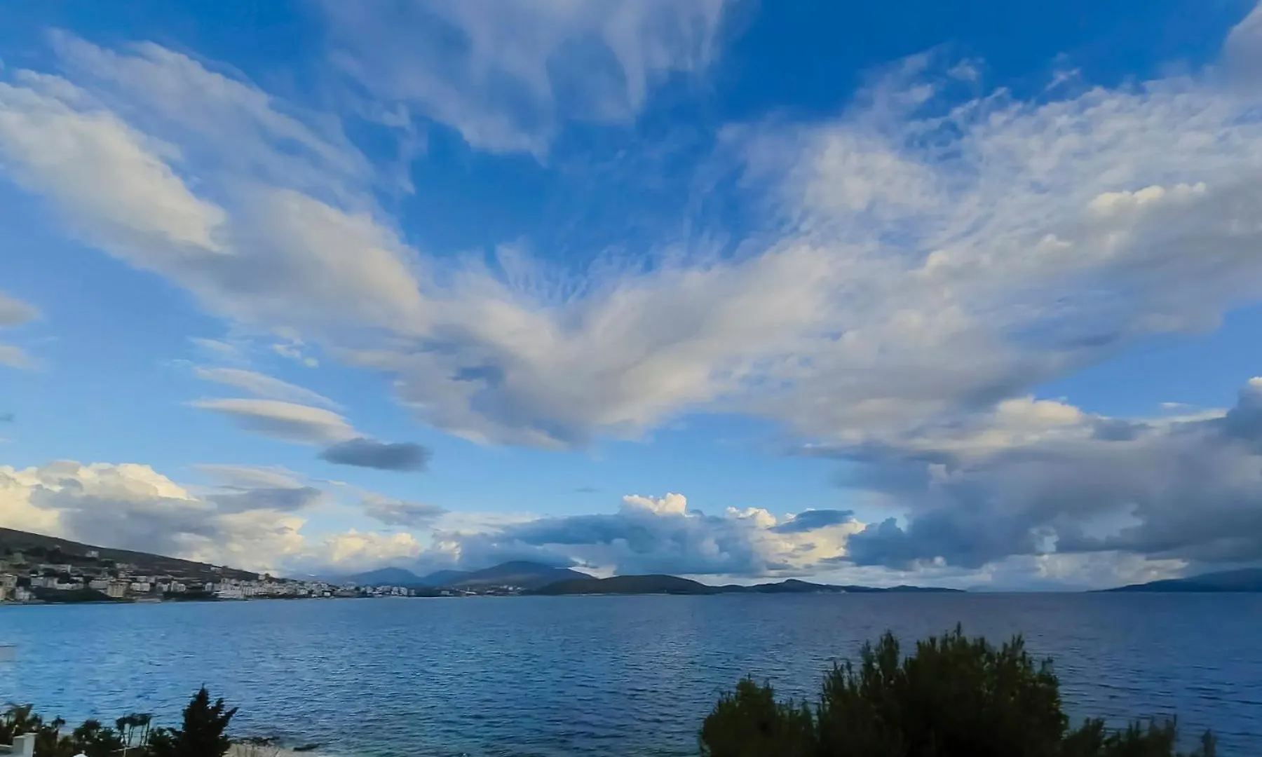 Salty Breeze Sea View Apartment Sarande